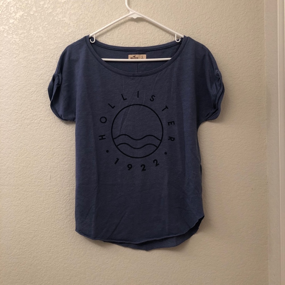 Hollister Tee